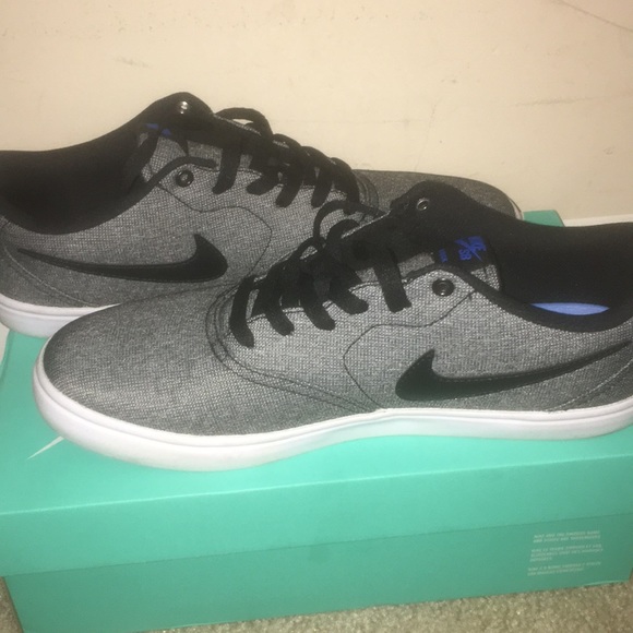 nike sb check solar green